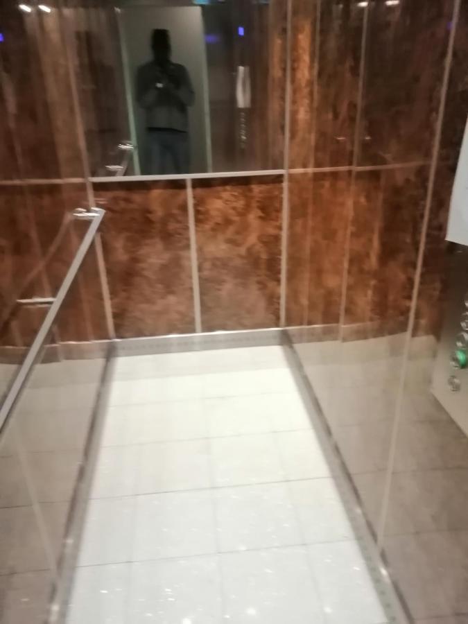 Appartement T5 Avec 4 Lits Doubles Брест Экстерьер фото